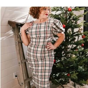 Ivy City Co Plaid Midi Dress in Cream and Green